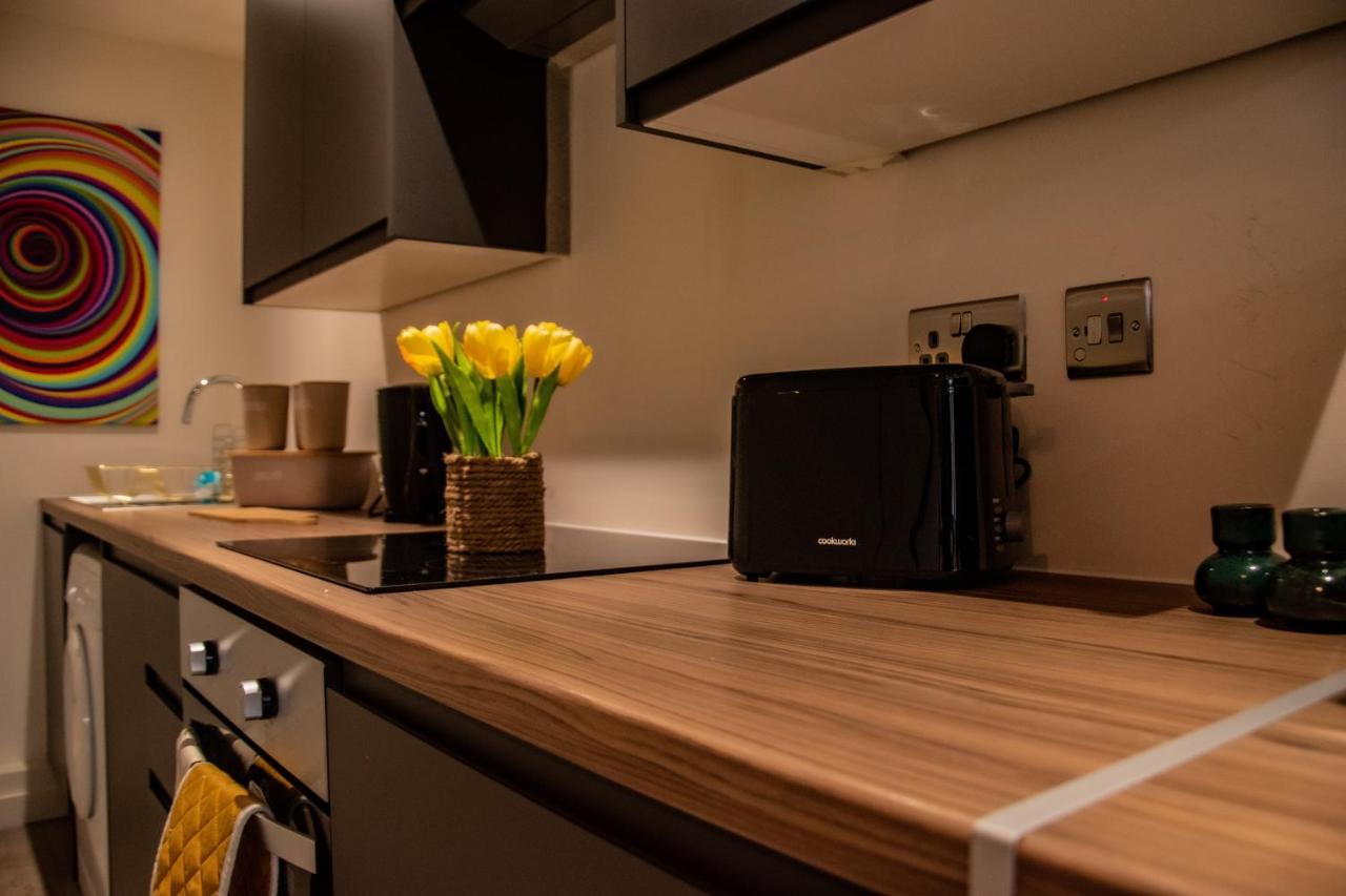 Bv Lush Apartment At Conditioning House Bradford Bradford  Exterior foto